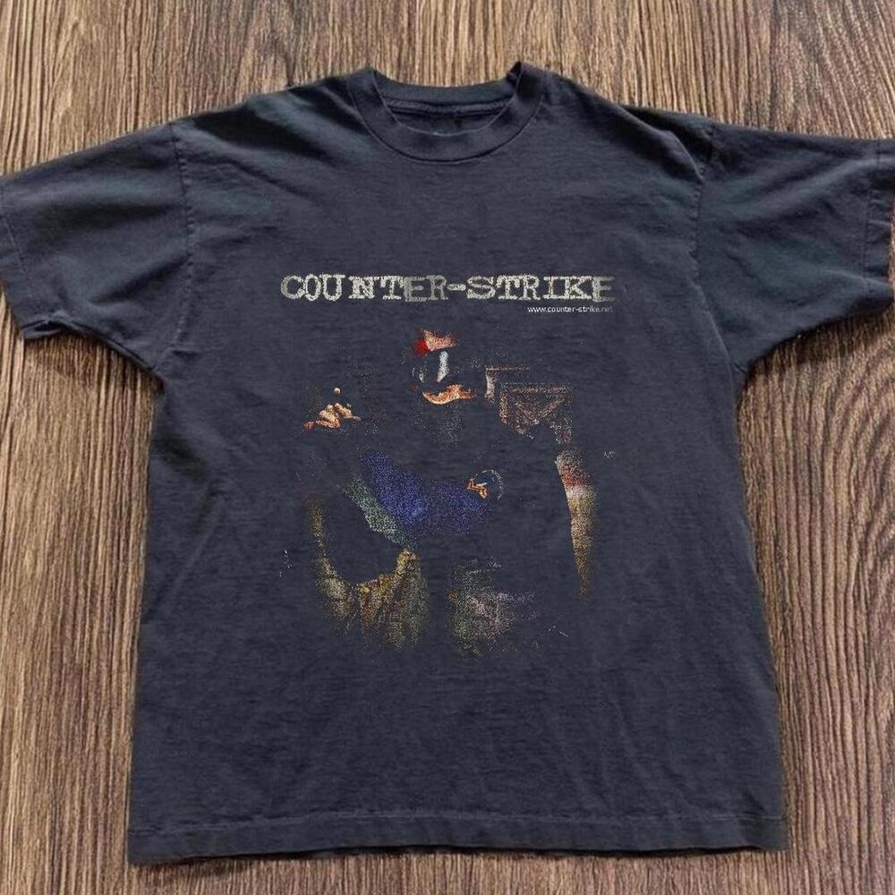 Gildan Men Black T-Shirt, Counter-Strike 1.6 Black Cotton Graphic Tee